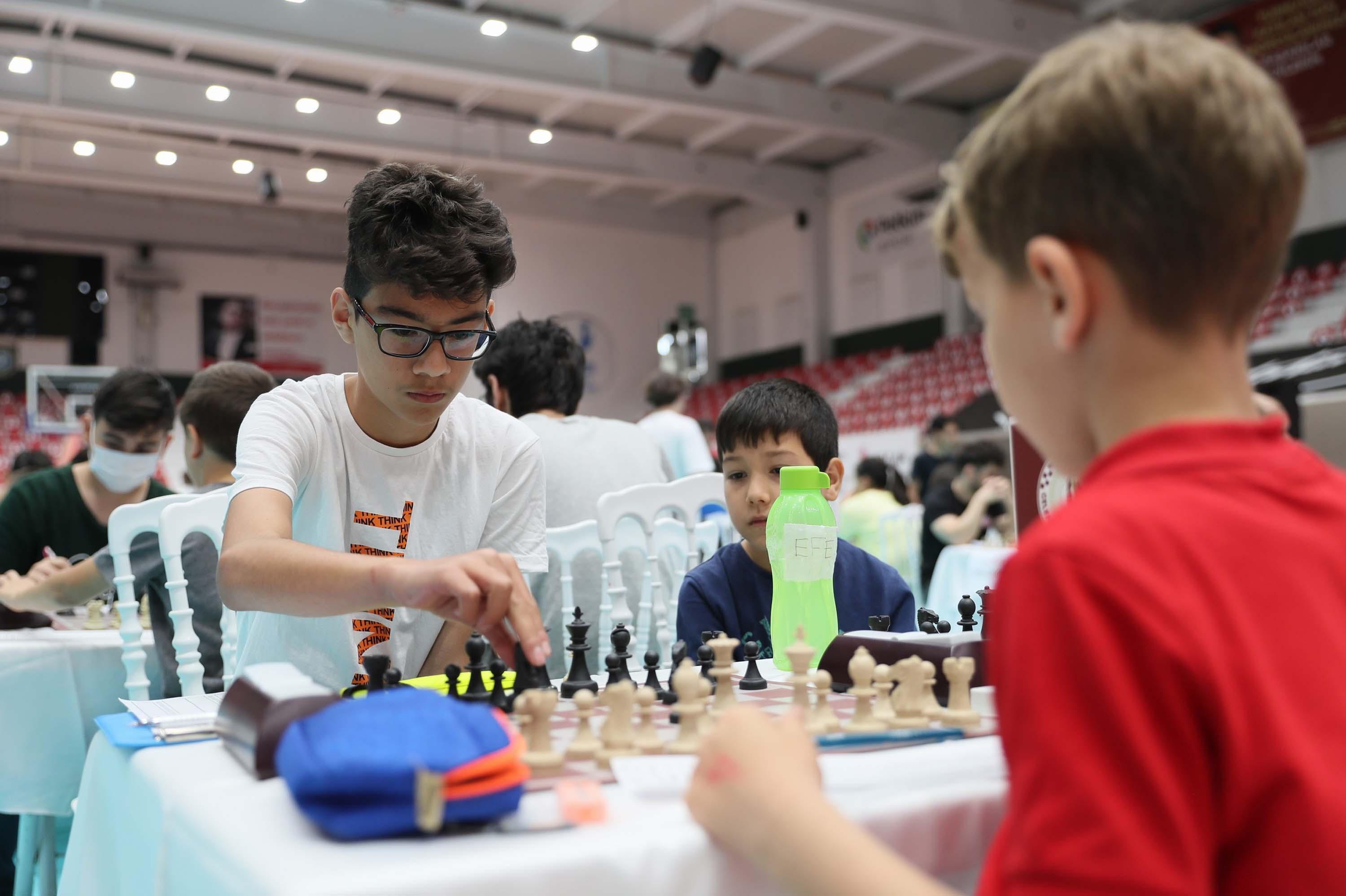 Aliağa 新闻 - 国际象棋爱好者将在 Kyme 国际象棋锦标赛上相聚